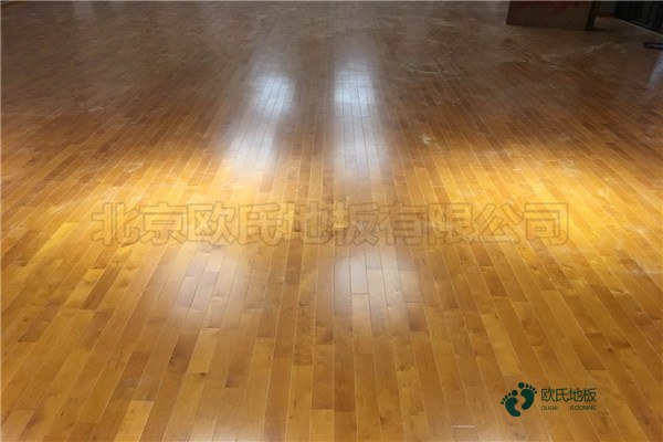 校园篮球体育地板施工流程3