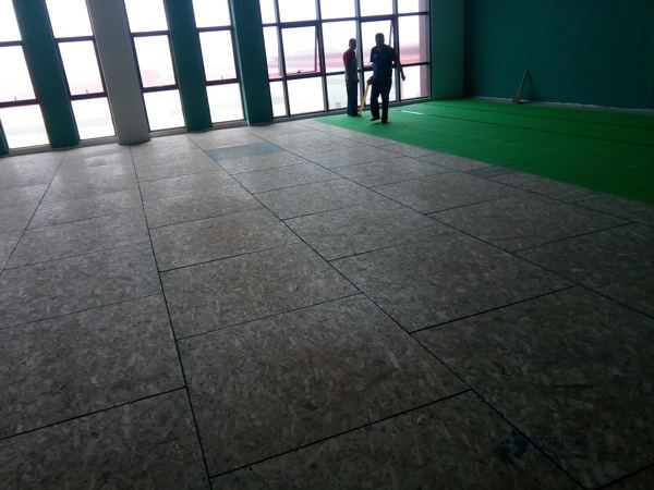 质量好体育场地板施工团队2