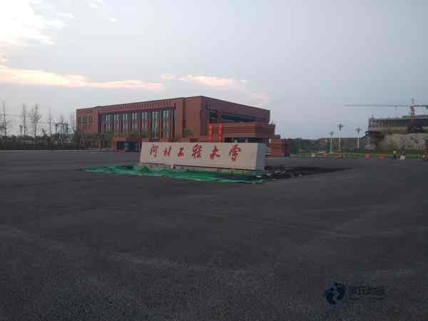 单龙骨篮球运动木地板如何保洁2