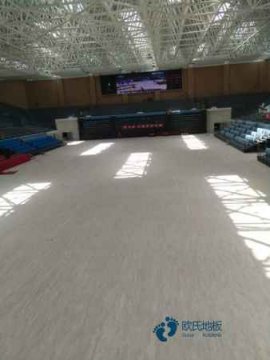 国产篮球馆木地板施工团队