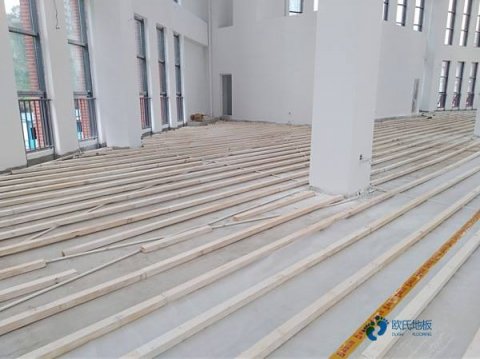 20厚篮球场馆木地板什么牌子好