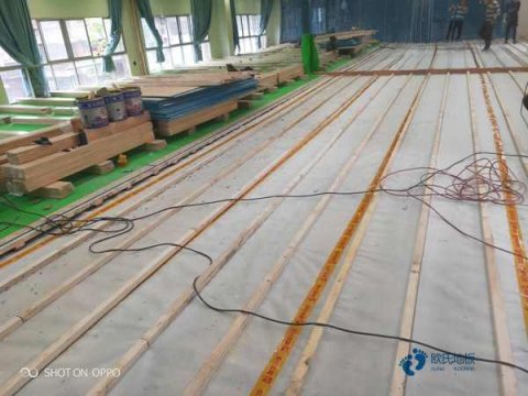 常用篮球运动木地板怎样保养