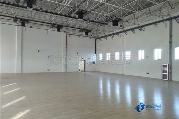 实木体育馆地板龙骨间距规范1