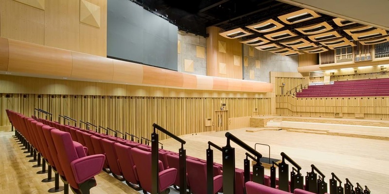 小学俄勒冈松舞台木地板施工3